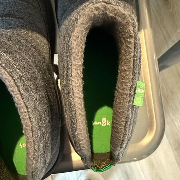 Sanuk Soft Gray Footwear - Picture 2 of 5